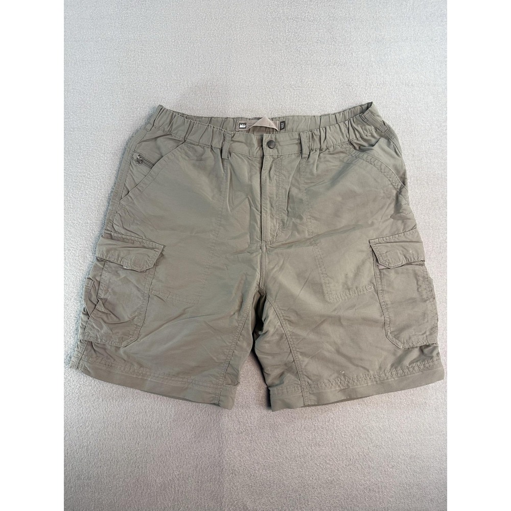 REI Shorts Mens L Green Cargo Microfiber 9 Inseam Elastic Waist UPF 50+